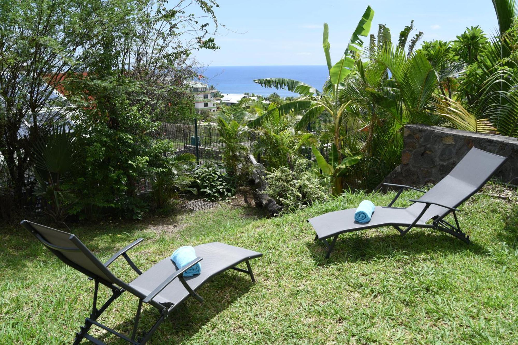 T2 Classe 4 Etoiles Avec Jardin, Piscine, Vue Mer A Saint-Gilles-Les-Bains Exterior photo